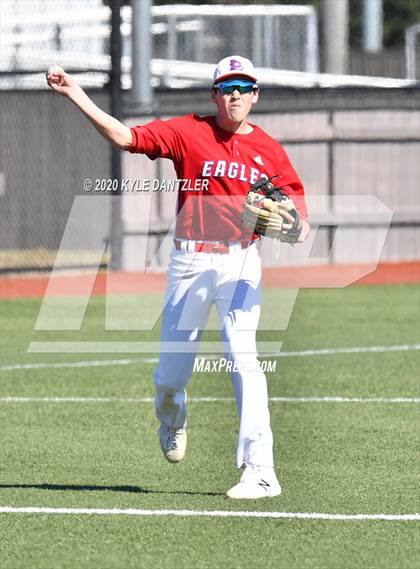 Thumbnail 2 in Lake Country Christian vs Nolan Catholic (McLain/Cowart Invitational) photogallery.