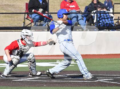 Thumbnail 2 in Lake Country Christian vs Nolan Catholic (McLain/Cowart Invitational) photogallery.