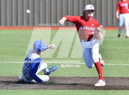 Thumbnail 2 in Lake Country Christian vs Nolan Catholic (McLain/Cowart Invitational) photogallery.