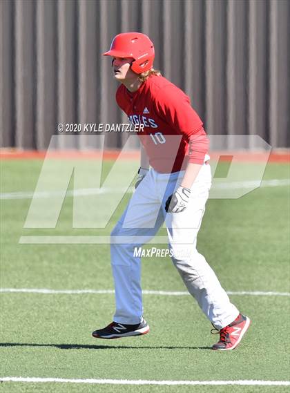 Thumbnail 2 in Lake Country Christian vs Nolan Catholic (McLain/Cowart Invitational) photogallery.