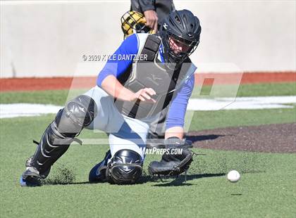 Thumbnail 2 in Lake Country Christian vs Nolan Catholic (McLain/Cowart Invitational) photogallery.