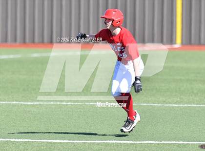 Thumbnail 3 in Lake Country Christian vs Nolan Catholic (McLain/Cowart Invitational) photogallery.