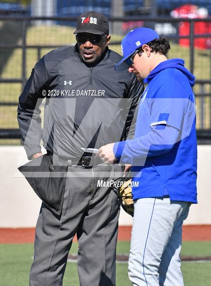 Thumbnail 1 in Lake Country Christian vs Nolan Catholic (McLain/Cowart Invitational) photogallery.