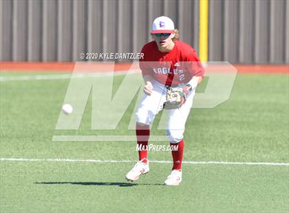 Thumbnail 3 in Lake Country Christian vs Nolan Catholic (McLain/Cowart Invitational) photogallery.