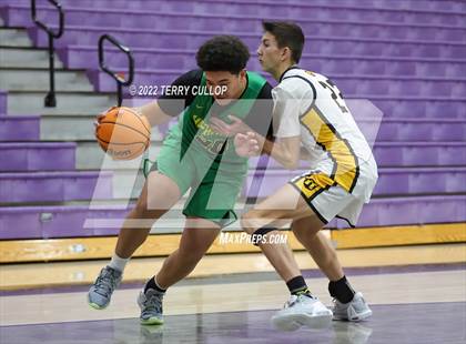 Thumbnail 3 in Kearns vs. Roy (Riverton Holiday Tournament) photogallery.