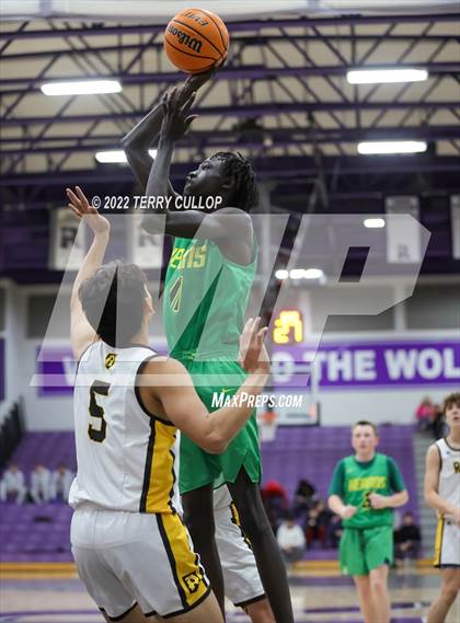Thumbnail 1 in Kearns vs. Roy (Riverton Holiday Tournament) photogallery.