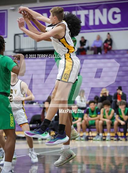 Thumbnail 3 in Kearns vs. Roy (Riverton Holiday Tournament) photogallery.