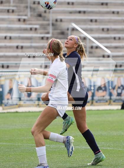 Thumbnail 2 in Newsome @ Boca Raton (FHSAA 7A Semifinal) photogallery.