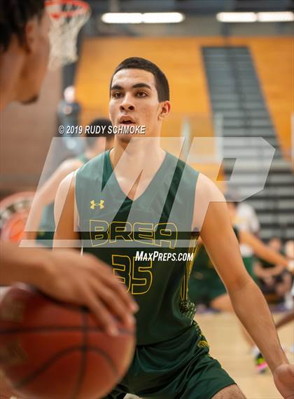 Thumbnail 3 in Brea Olinda vs. San Diego (BSN Sports Showcase) photogallery.