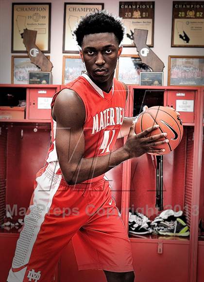 Thumbnail 2 in Mater Dei (Preseason Top 10 Photo Shoot) photogallery.