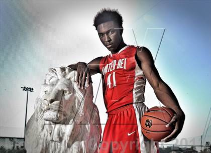 Thumbnail 2 in Mater Dei (Preseason Top 10 Photo Shoot) photogallery.