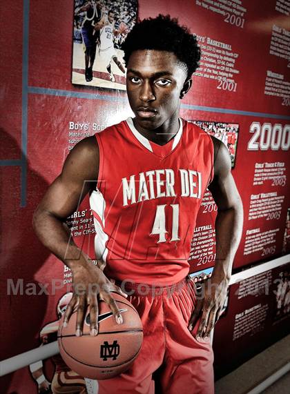 Thumbnail 3 in Mater Dei (Preseason Top 10 Photo Shoot) photogallery.