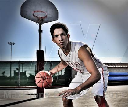 Thumbnail 3 in Mater Dei (Preseason Top 10 Photo Shoot) photogallery.