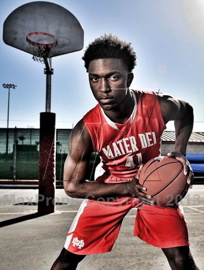Thumbnail 1 in Mater Dei (Preseason Top 10 Photo Shoot) photogallery.