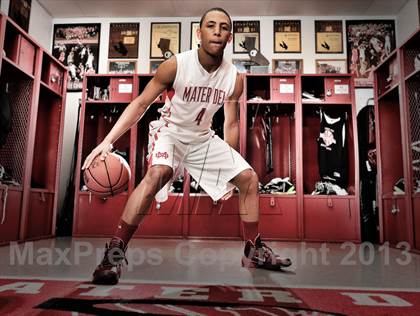 Thumbnail 1 in Mater Dei (Preseason Top 10 Photo Shoot) photogallery.