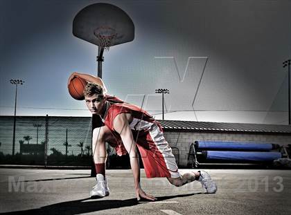 Thumbnail 2 in Mater Dei (Preseason Top 10 Photo Shoot) photogallery.