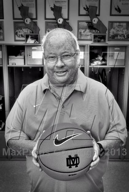 Thumbnail 2 in Mater Dei (Preseason Top 10 Photo Shoot) photogallery.