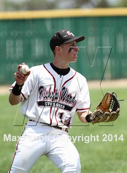Thumbnail 3 in Bishop Ward vs. Russell/Victoria (KSHSAA 4A  D2 Quarterfinal) photogallery.