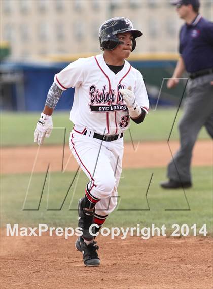 Thumbnail 3 in Bishop Ward vs. Russell/Victoria (KSHSAA 4A  D2 Quarterfinal) photogallery.