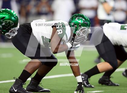 Thumbnail 3 in Waxahachie vs. Lone Star (UIL 5A Division 2 Region 2 Regional Semis) photogallery.