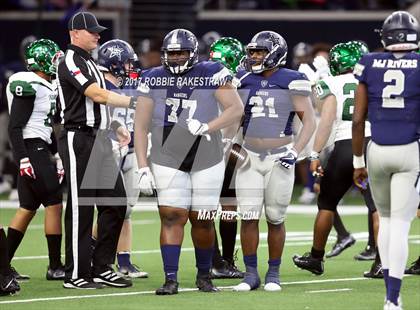 Thumbnail 3 in Waxahachie vs. Lone Star (UIL 5A Division 2 Region 2 Regional Semis) photogallery.