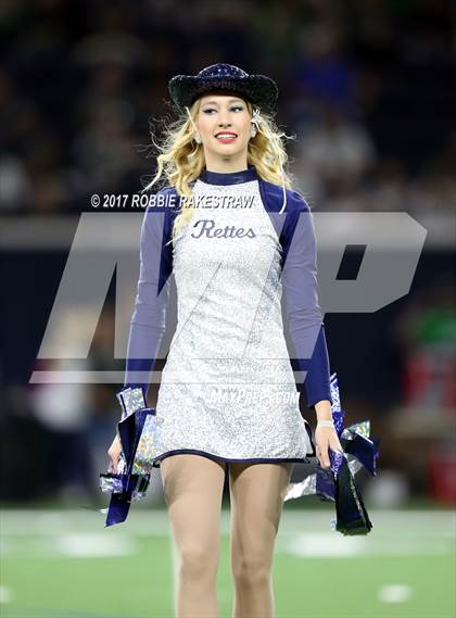 Thumbnail 1 in Waxahachie vs. Lone Star (UIL 5A Division 2 Region 2 Regional Semis) photogallery.