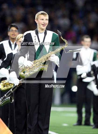 Thumbnail 2 in Waxahachie vs. Lone Star (UIL 5A Division 2 Region 2 Regional Semis) photogallery.