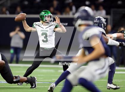 Thumbnail 3 in Waxahachie vs. Lone Star (UIL 5A Division 2 Region 2 Regional Semis) photogallery.