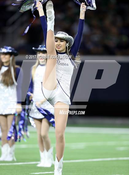 Thumbnail 2 in Waxahachie vs. Lone Star (UIL 5A Division 2 Region 2 Regional Semis) photogallery.