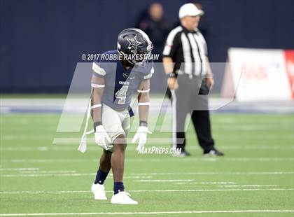Thumbnail 1 in Waxahachie vs. Lone Star (UIL 5A Division 2 Region 2 Regional Semis) photogallery.