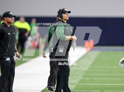 Thumbnail 2 in Waxahachie vs. Lone Star (UIL 5A Division 2 Region 2 Regional Semis) photogallery.