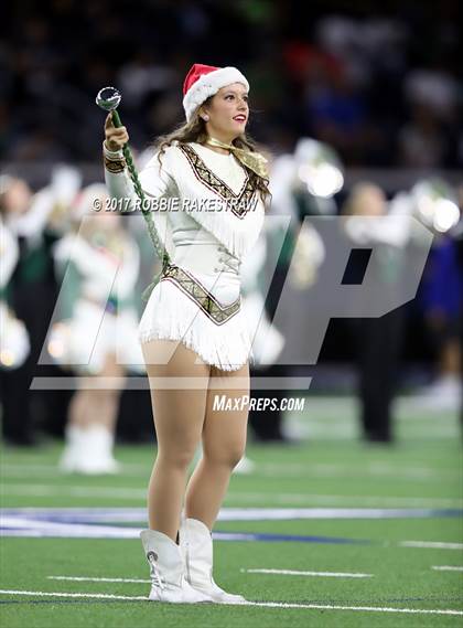Thumbnail 3 in Waxahachie vs. Lone Star (UIL 5A Division 2 Region 2 Regional Semis) photogallery.