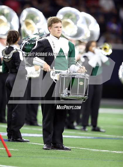 Thumbnail 1 in Waxahachie vs. Lone Star (UIL 5A Division 2 Region 2 Regional Semis) photogallery.