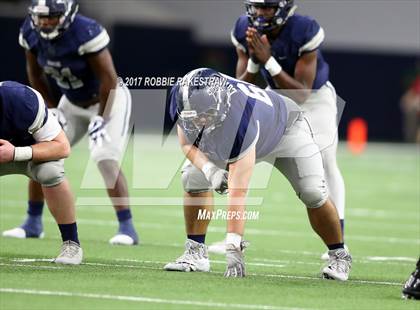 Thumbnail 2 in Waxahachie vs. Lone Star (UIL 5A Division 2 Region 2 Regional Semis) photogallery.