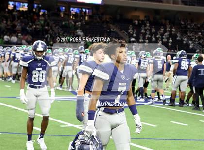 Thumbnail 2 in Waxahachie vs. Lone Star (UIL 5A Division 2 Region 2 Regional Semis) photogallery.