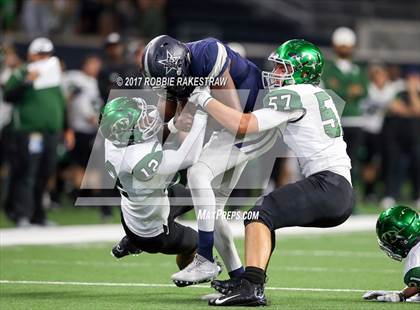 Thumbnail 2 in Waxahachie vs. Lone Star (UIL 5A Division 2 Region 2 Regional Semis) photogallery.