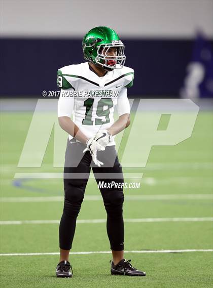 Thumbnail 3 in Waxahachie vs. Lone Star (UIL 5A Division 2 Region 2 Regional Semis) photogallery.