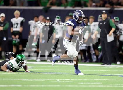 Thumbnail 1 in Waxahachie vs. Lone Star (UIL 5A Division 2 Region 2 Regional Semis) photogallery.