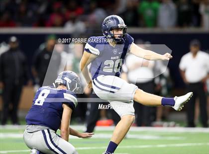 Thumbnail 3 in Waxahachie vs. Lone Star (UIL 5A Division 2 Region 2 Regional Semis) photogallery.