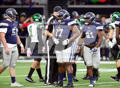 Thumbnail 1 in Waxahachie vs. Lone Star (UIL 5A Division 2 Region 2 Regional Semis) photogallery.