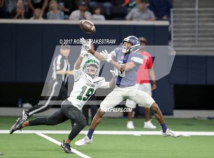 Thumbnail 3 in Waxahachie vs. Lone Star (UIL 5A Division 2 Region 2 Regional Semis) photogallery.