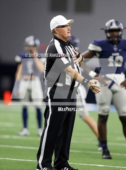 Thumbnail 3 in Waxahachie vs. Lone Star (UIL 5A Division 2 Region 2 Regional Semis) photogallery.