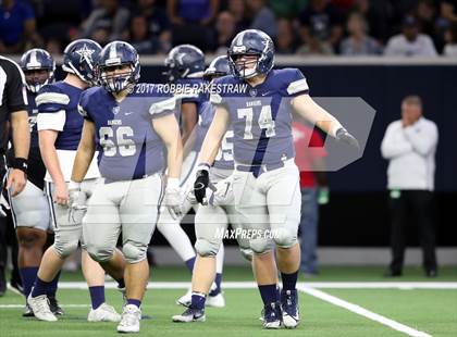 Thumbnail 3 in Waxahachie vs. Lone Star (UIL 5A Division 2 Region 2 Regional Semis) photogallery.