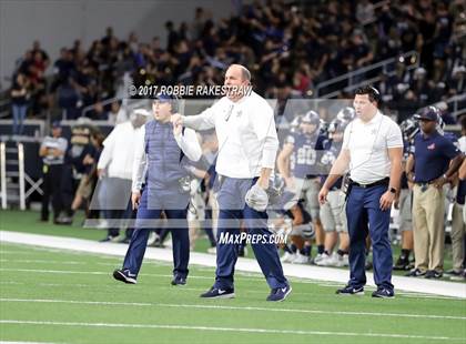 Thumbnail 3 in Waxahachie vs. Lone Star (UIL 5A Division 2 Region 2 Regional Semis) photogallery.