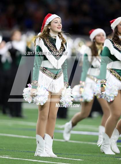 Thumbnail 1 in Waxahachie vs. Lone Star (UIL 5A Division 2 Region 2 Regional Semis) photogallery.