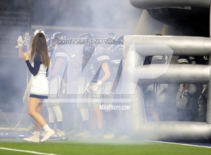 Thumbnail 1 in Waxahachie vs. Lone Star (UIL 5A Division 2 Region 2 Regional Semis) photogallery.