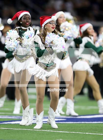 Thumbnail 2 in Waxahachie vs. Lone Star (UIL 5A Division 2 Region 2 Regional Semis) photogallery.