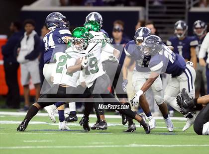 Thumbnail 2 in Waxahachie vs. Lone Star (UIL 5A Division 2 Region 2 Regional Semis) photogallery.