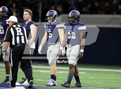 Thumbnail 2 in Waxahachie vs. Lone Star (UIL 5A Division 2 Region 2 Regional Semis) photogallery.