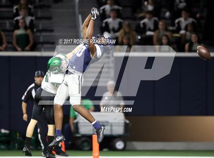 Thumbnail 3 in Waxahachie vs. Lone Star (UIL 5A Division 2 Region 2 Regional Semis) photogallery.